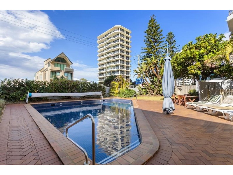 8/3576 Main Beach Parade, Main Beach QLD 4217