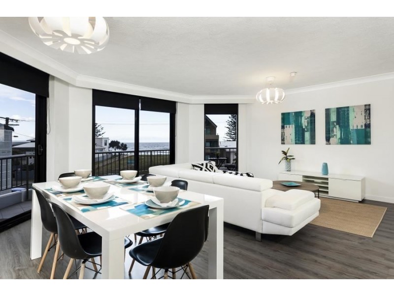 8/3576 Main Beach Parade, Main Beach QLD 4217