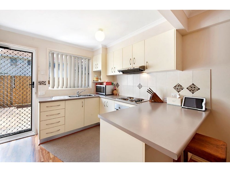 8/125 Pappas Way, Carrara QLD 4211