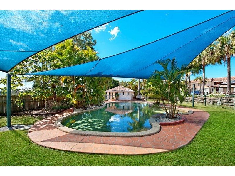 8/125 Pappas Way, Carrara QLD 4211