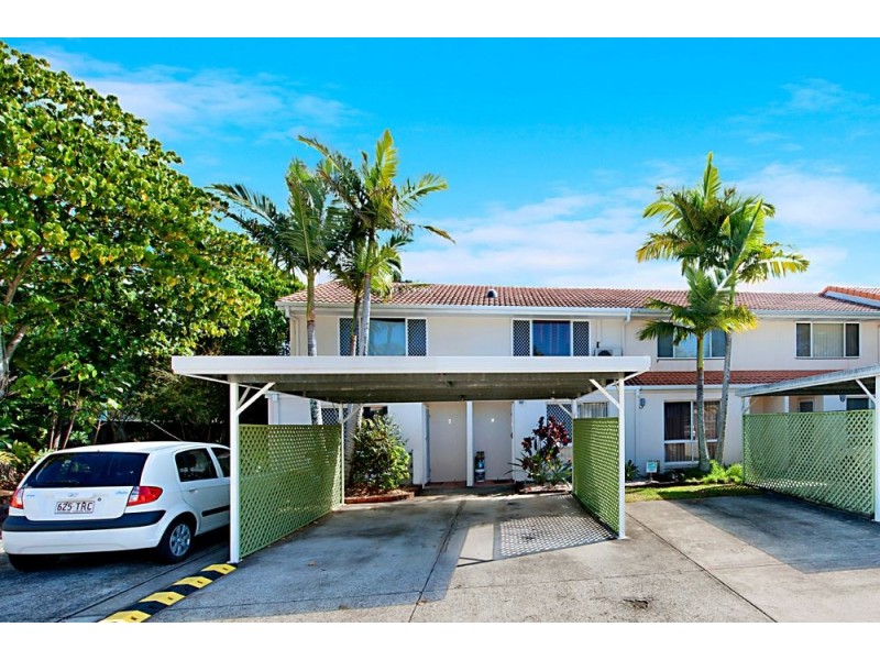 8/125 Pappas Way, Carrara QLD 4211