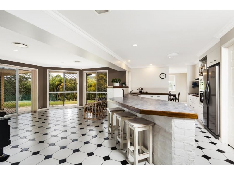 29 Charles Kurz Drive, Worongary QLD 4213