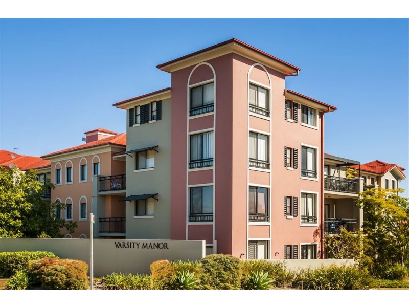 18/2 Geraldton Drive, Varsity Lakes QLD 4227
