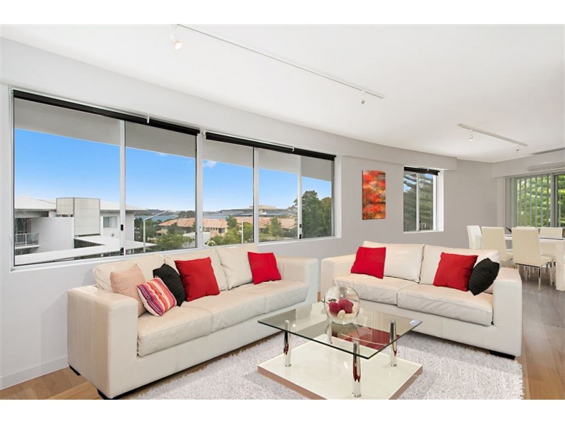 74/98 University Drive, Varsity Lakes QLD 4227
