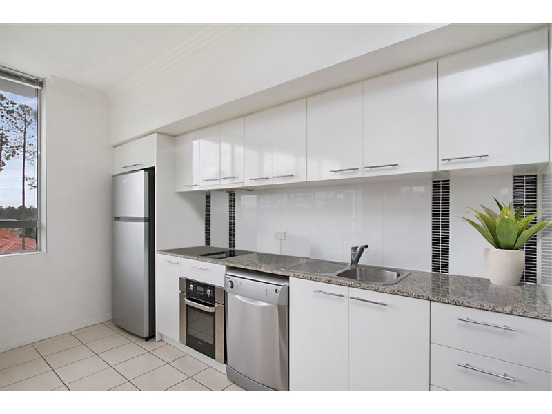 90/98 University Drive, Varsity Lakes QLD 4227