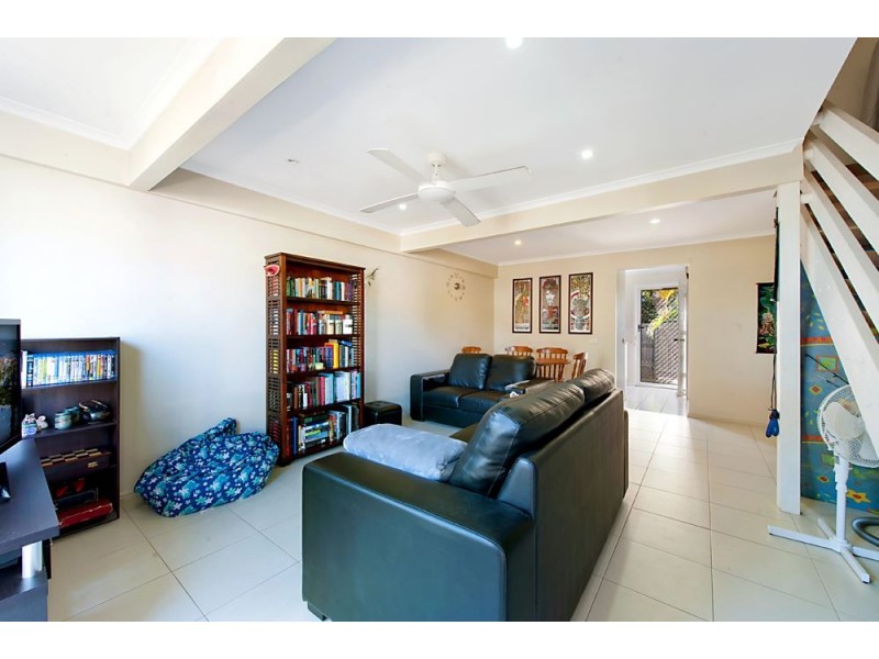 43/125 Pappas Way, Carrara QLD 4211