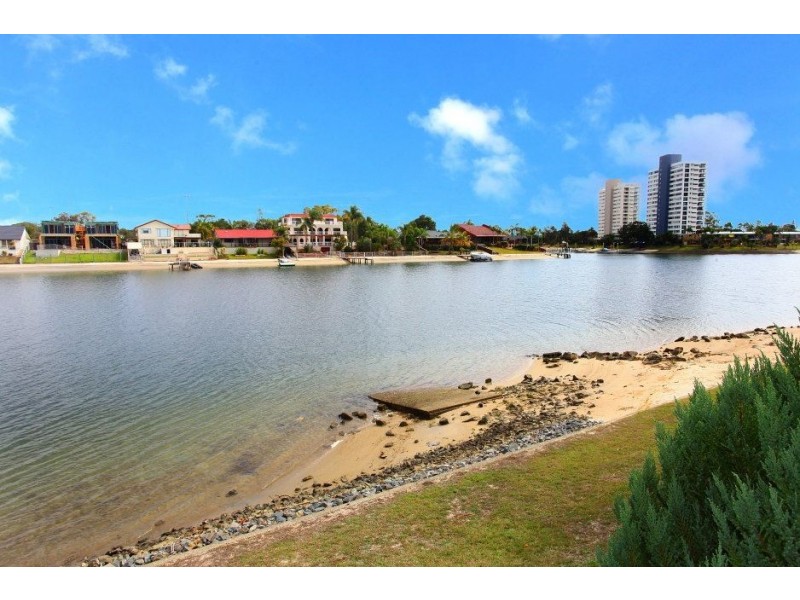 6/20 Aquila Court, Mermaid Waters QLD 4218