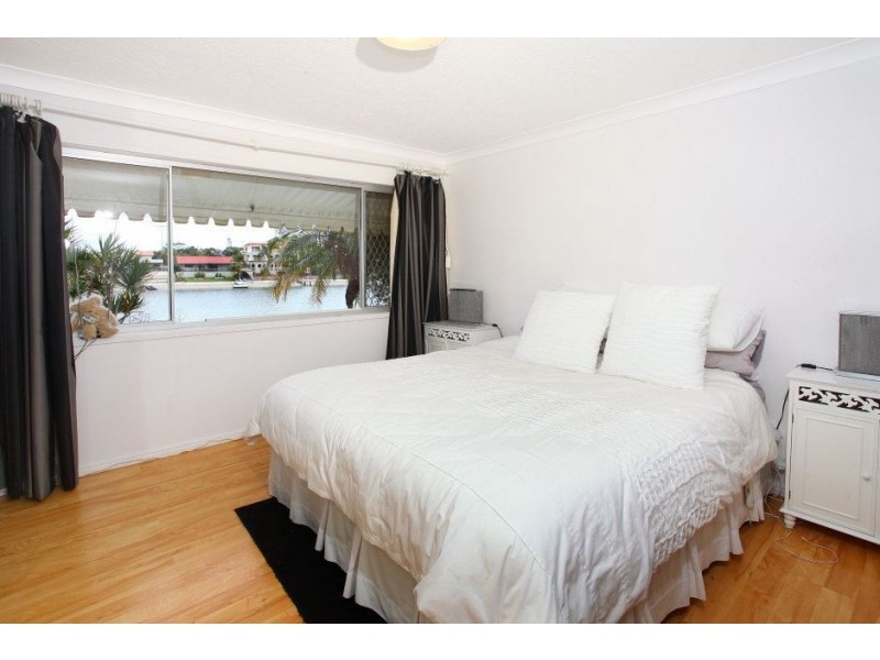 6/20 Aquila Court, Mermaid Waters QLD 4218