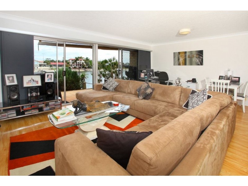 6/20 Aquila Court, Mermaid Waters QLD 4218