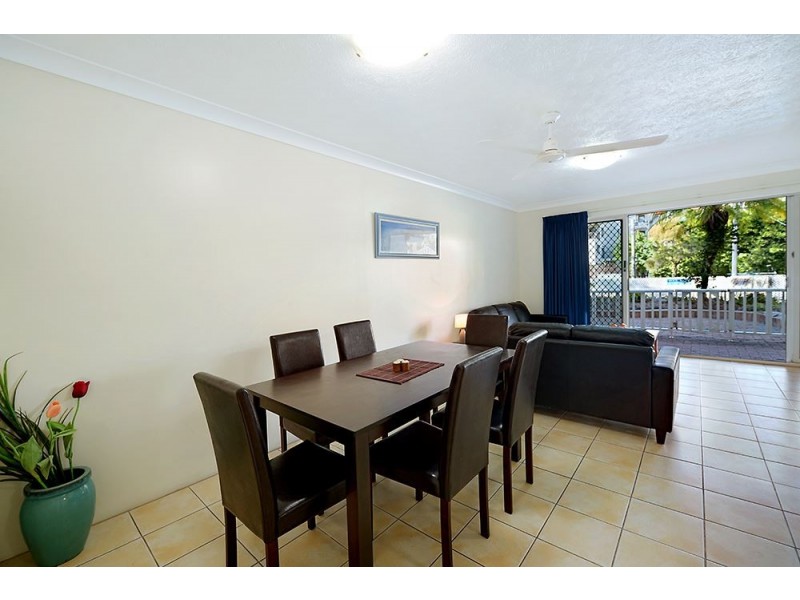 42 Beach Parade, Surfers Paradise QLD 4217