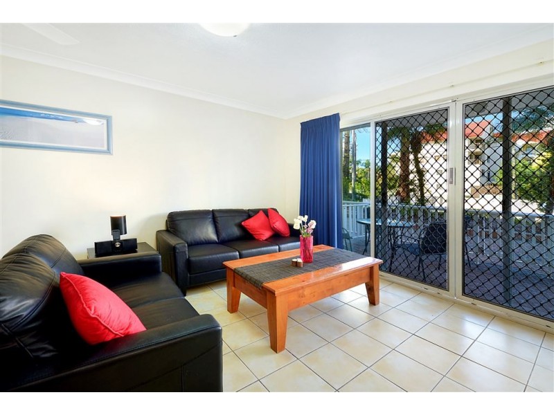 42 Beach Parade, Surfers Paradise QLD 4217