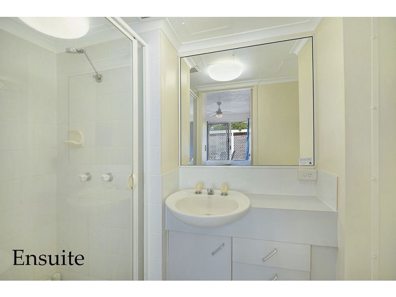 42 Beach Parade, Surfers Paradise QLD 4217