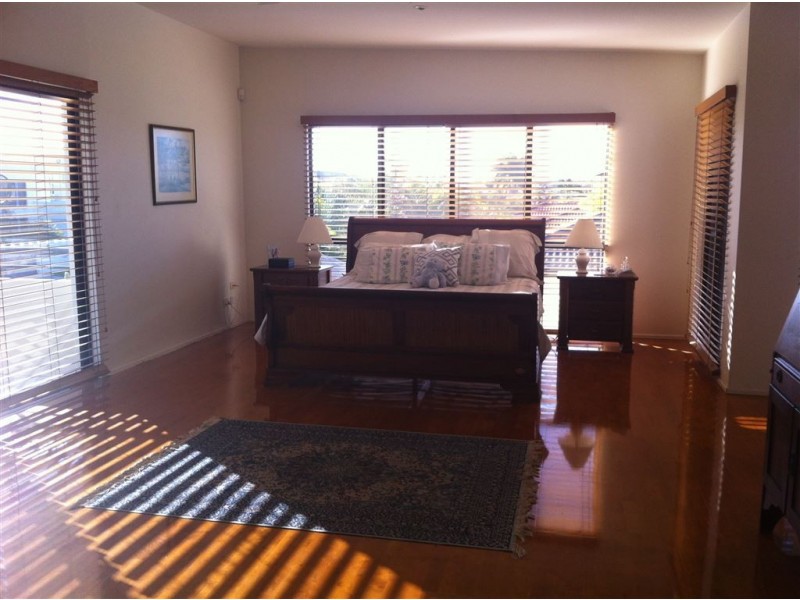 64 Sir Bruce Small Boulevard, Benowa Waters QLD 4217