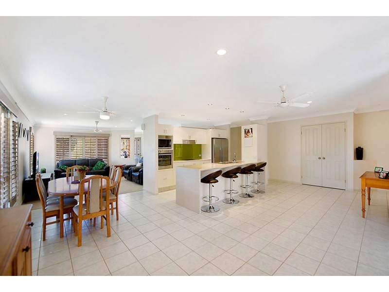 5 Cobb Court, Mudgeeraba QLD 4213