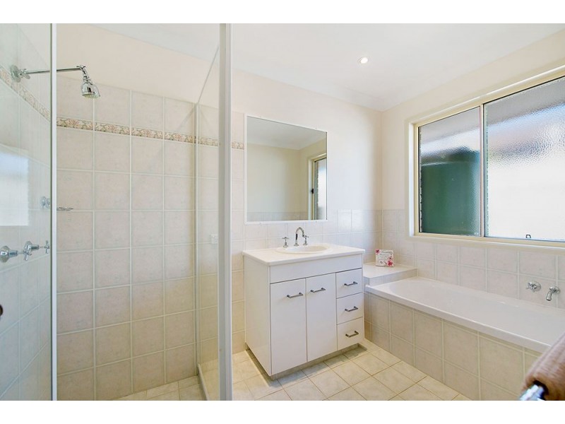 5 Cobb Court, Mudgeeraba QLD 4213