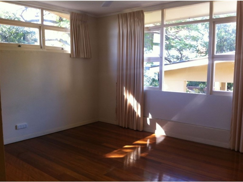 11 Maxwell Brown Drive, Southport QLD 4215