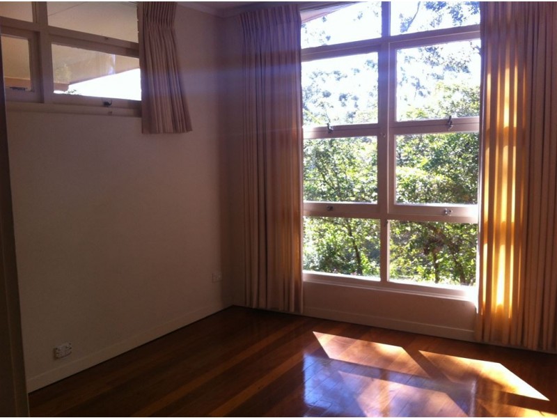 11 Maxwell Brown Drive, Southport QLD 4215