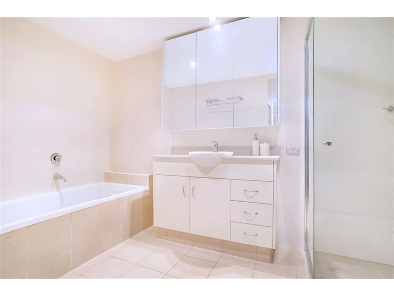 2703/1 Como Crescent, Southport QLD 4215