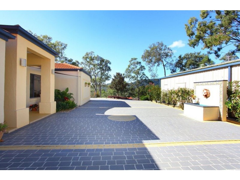 43 Ferny Ridge Court, Bonogin QLD 4213