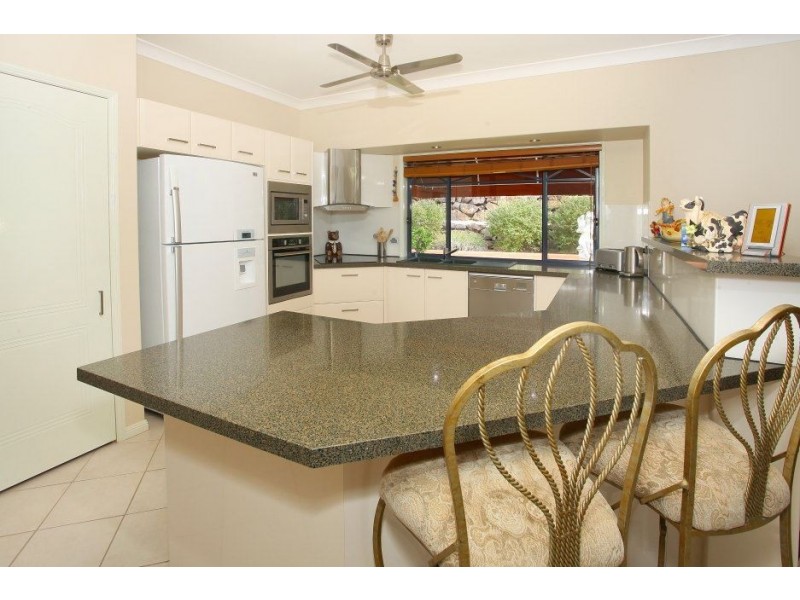 43 Ferny Ridge Court, Bonogin QLD 4213