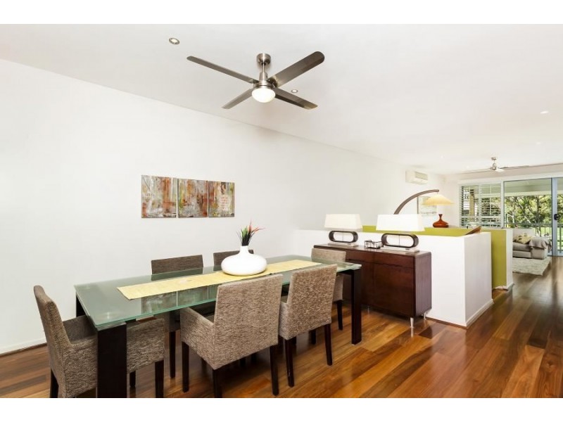 1/9 Lantau Crescent, Varsity Lakes QLD 4227