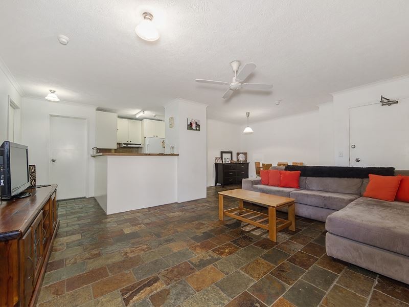 1/38 Enderley Avenue, Surfers Paradise QLD 4217