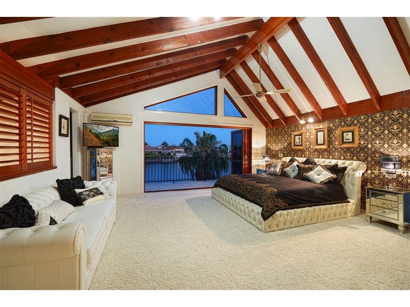 Carrara QLD 4211