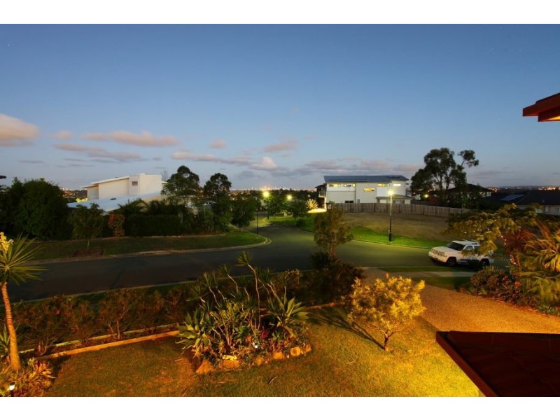 10 John Francis Drive, Carrara QLD 4211