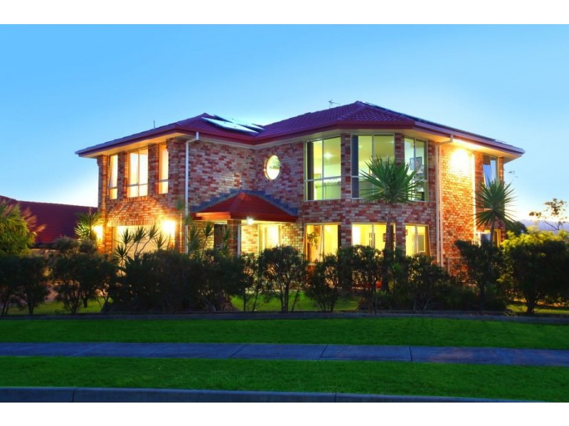 10 John Francis Drive, Carrara QLD 4211