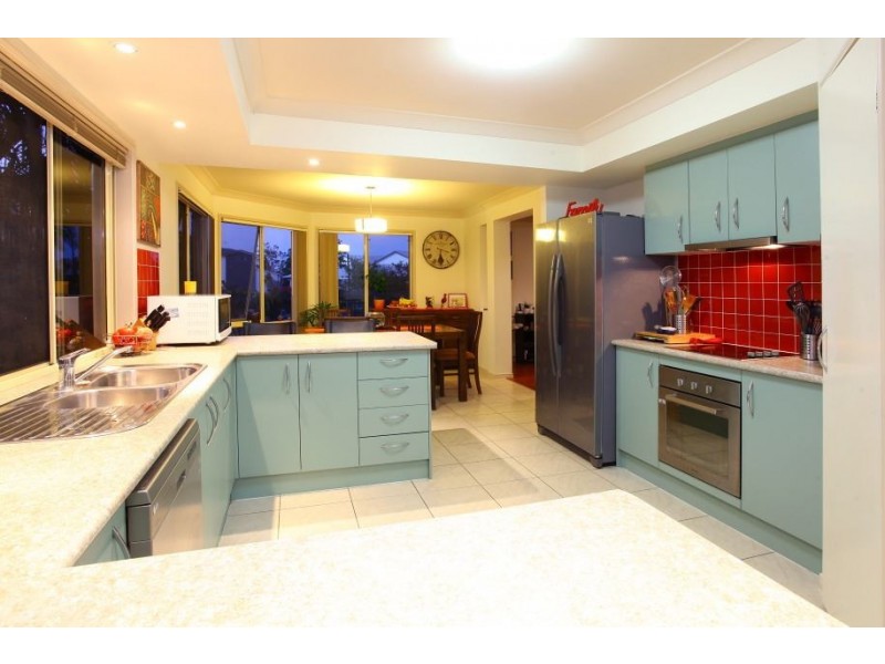 10 John Francis Drive, Carrara QLD 4211