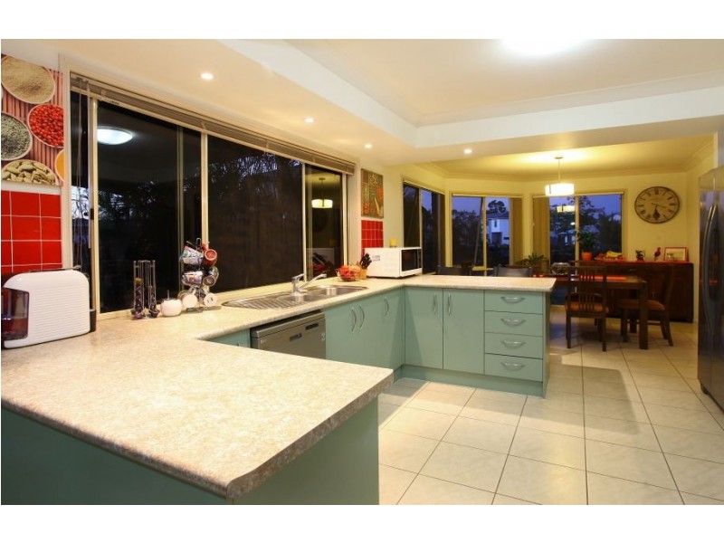 10 John Francis Drive, Carrara QLD 4211