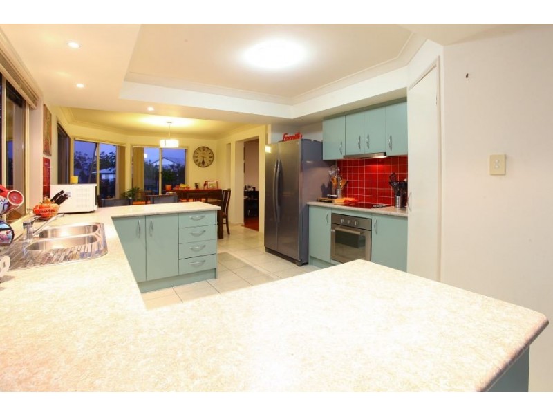 10 John Francis Drive, Carrara QLD 4211