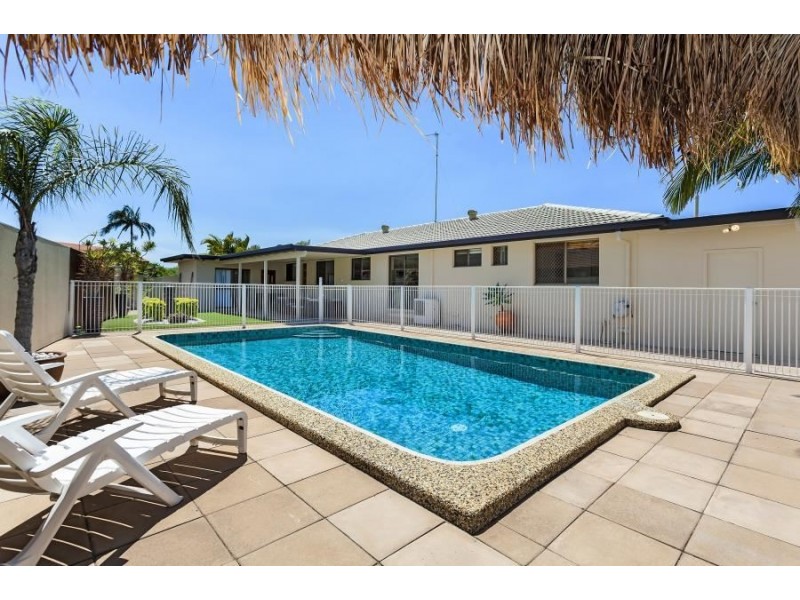 28 Arcadia Drive, Mermaid Waters QLD 4218