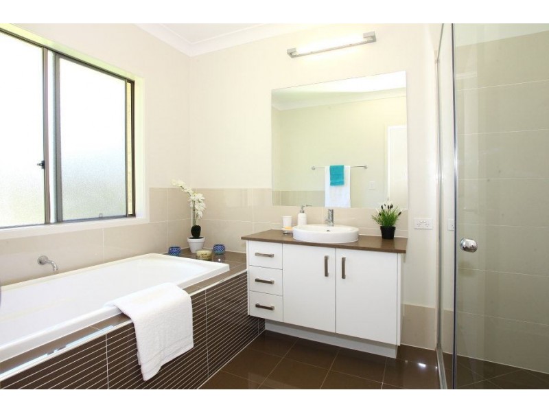 44A Quambone Street, Worongary QLD 4213