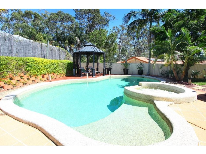 16 Carpenter Court, Worongary QLD 4213