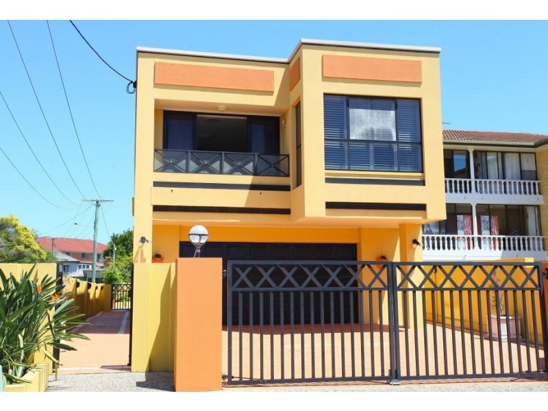 10 Stevens Street, Southport QLD 4215