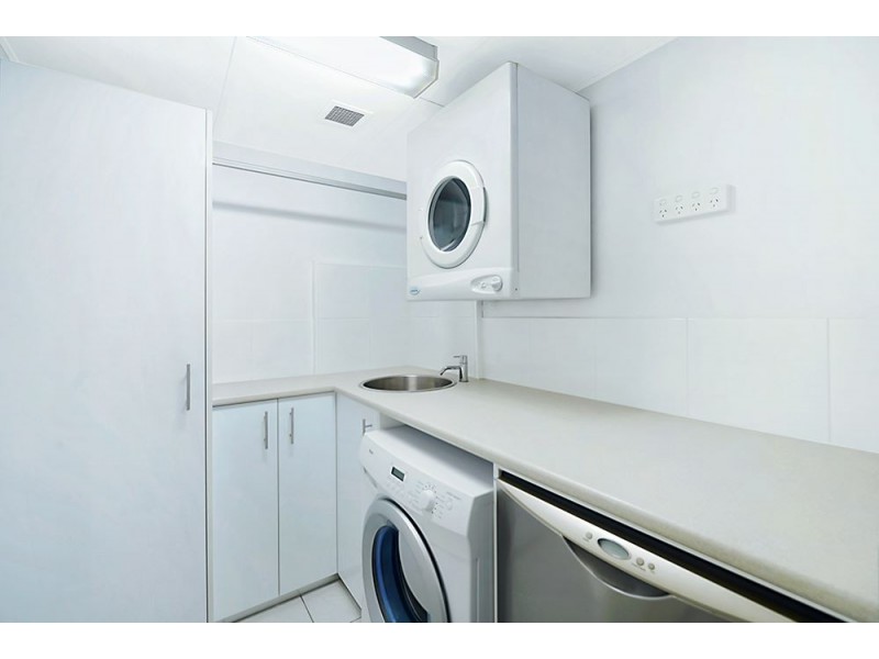 3277 Surfers Paradise Blvd, Surfers Paradise QLD 4217