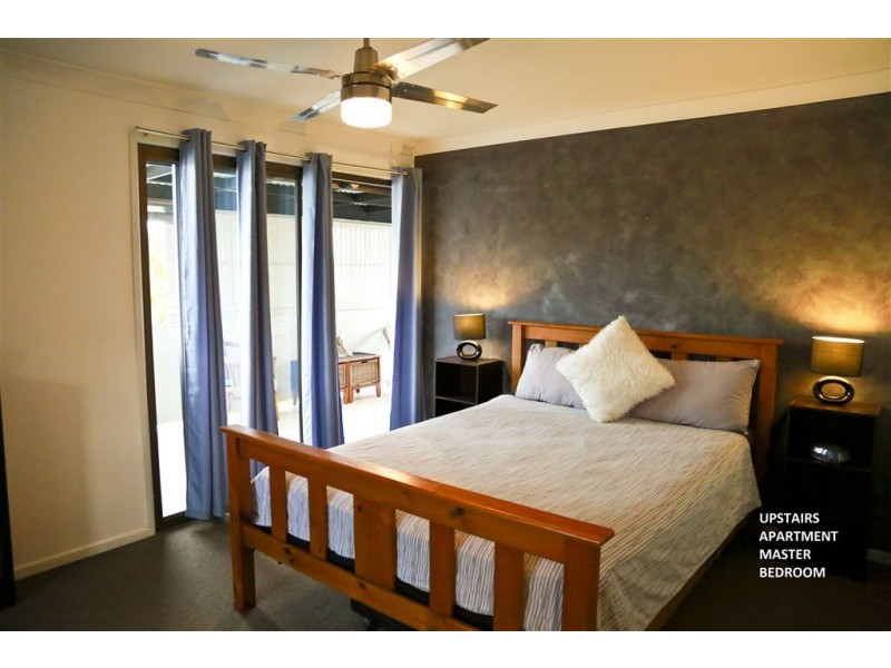 151 Rio Vista Boulevard, Broadbeach Waters QLD 4218