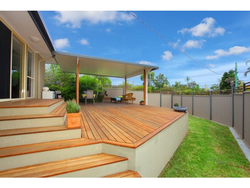 16 Bloodwood Crescent, Molendinar QLD 4214