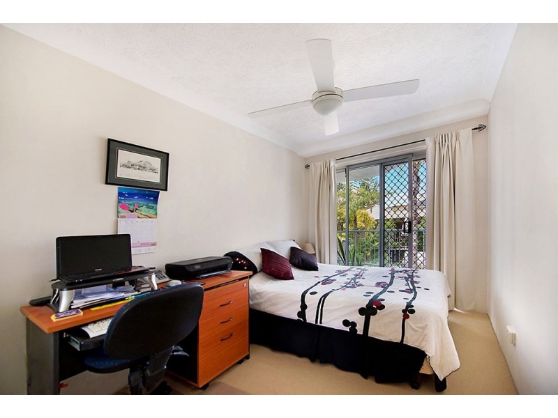 5/7 St Kilda Avenue, Broadbeach QLD 4218
