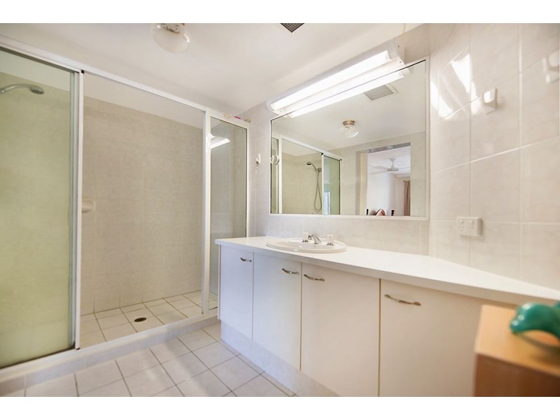 5/7 St Kilda Avenue, Broadbeach QLD 4218