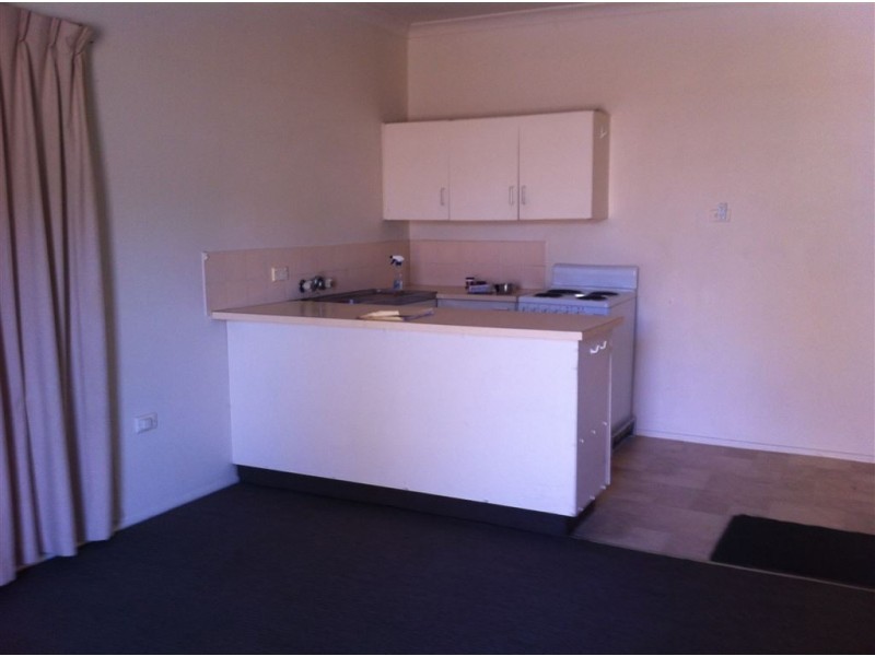 2/31 Thomas Drive, Surfers Paradise QLD 4217