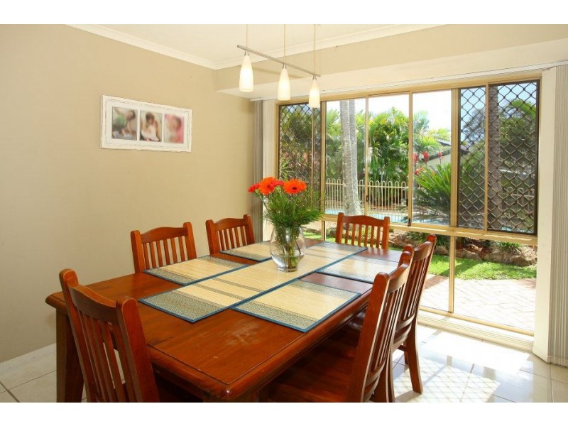 72 Parkwood Boulevard, Parkwood QLD 4214