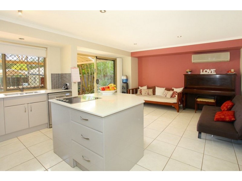 72 Parkwood Boulevard, Parkwood QLD 4214