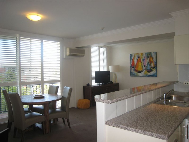 402/9-21 Beach Parade, Surfers Paradise QLD 4217