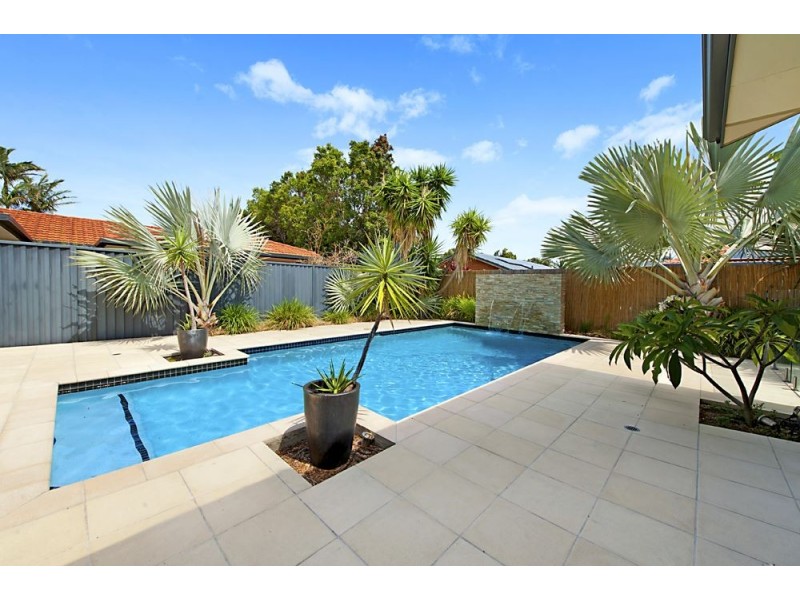83 Cypress Drive, Broadbeach Waters QLD 4218