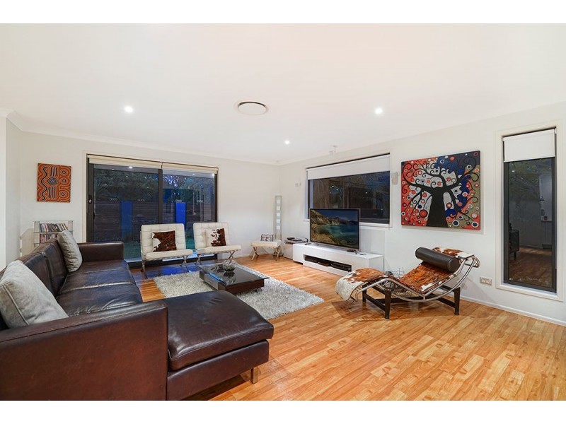 83 Cypress Drive, Broadbeach Waters QLD 4218