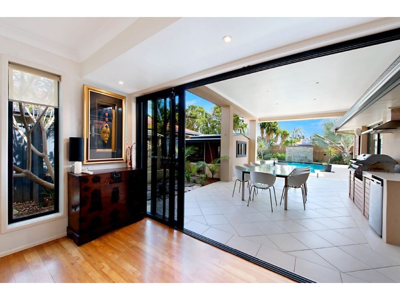 83 Cypress Drive, Broadbeach Waters QLD 4218
