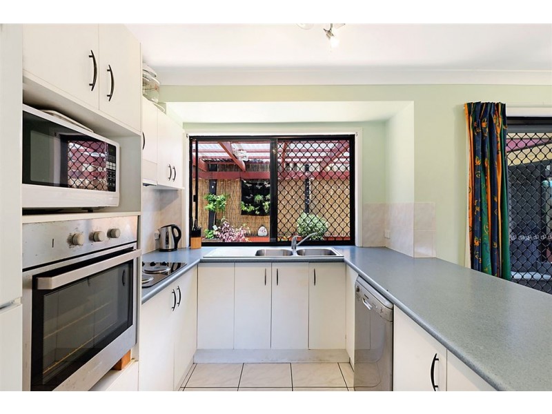 3 Nolan Chase, Parkwood QLD 4214