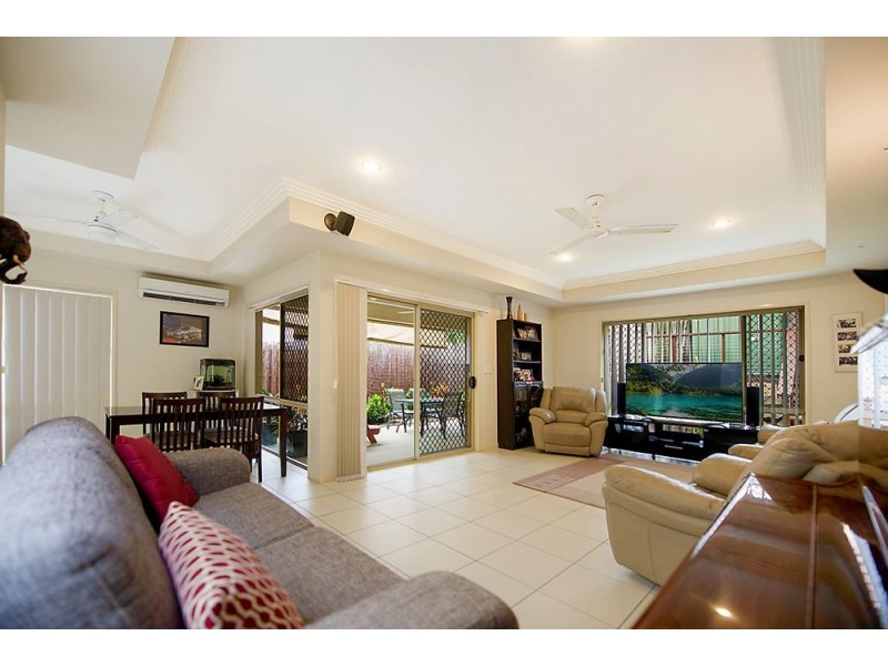 1/7 Entry Drive, Merrimac QLD 4226